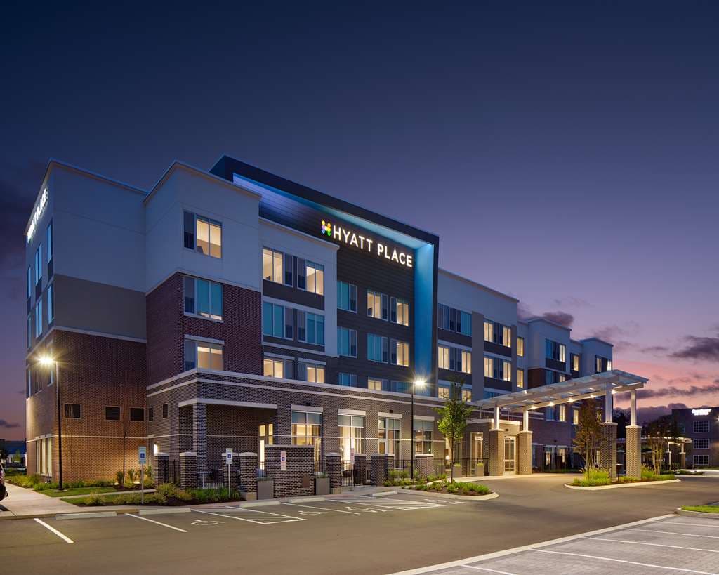 Exterior of Hyatt Place Murfreesboro